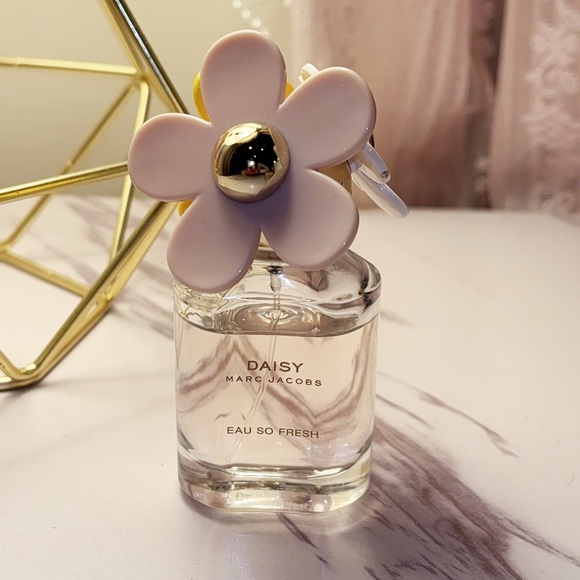Marc Jacobs Daisy Eau So Fresh Parfum Perfume Fragrance 2.5 oz/75 ml - Picture 1 of 4